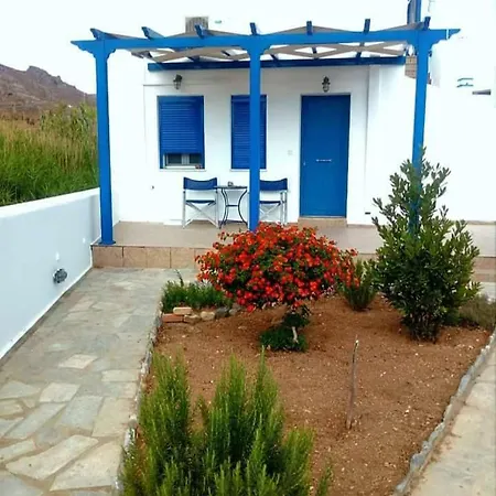 Ninemia * Serifos Town